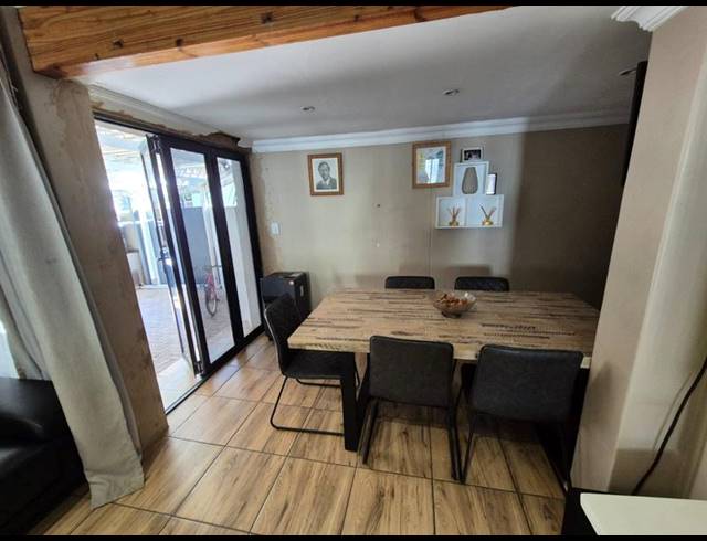 3 BEDROOM HOUSE FOR SALE IN MAGALIESKRUIN